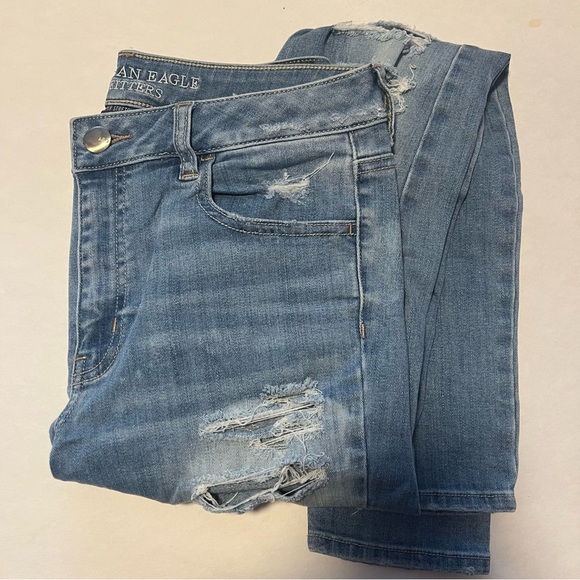 American Eagle Outfitters Denim - American Eagle Super Stretch Ripped Skinny Jeans